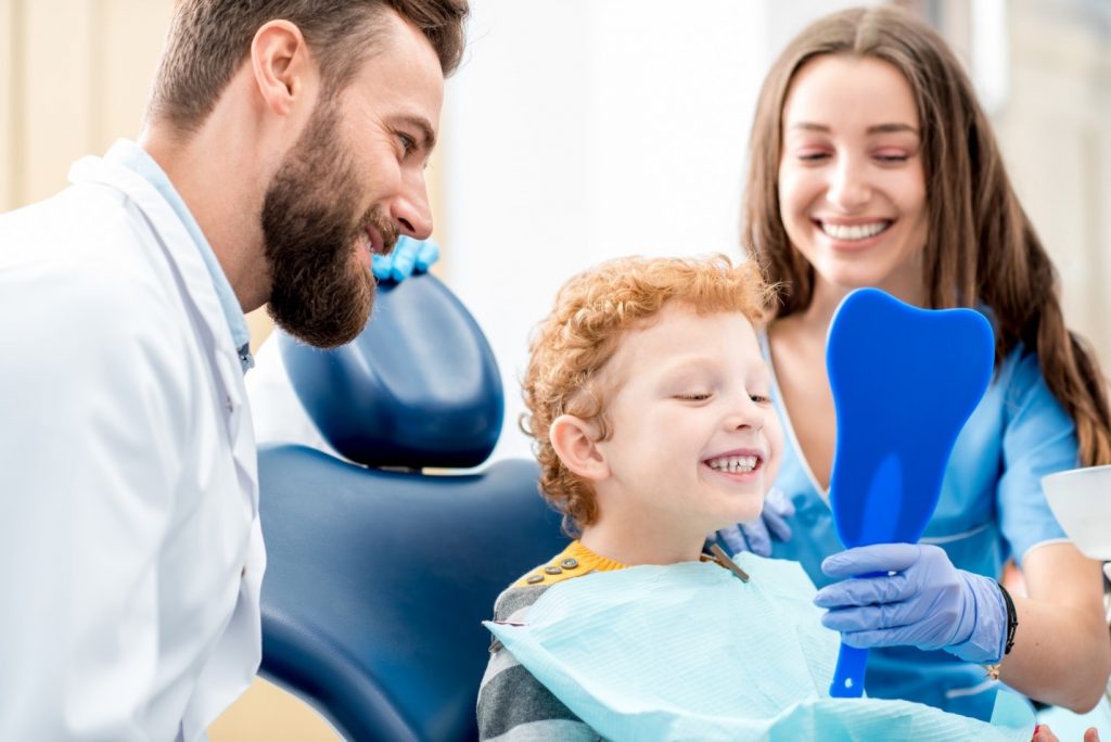 child afraid of dentist